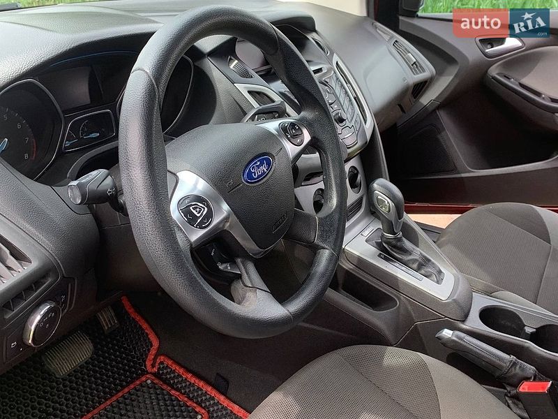 Седан Ford Focus 2014 в Яворове