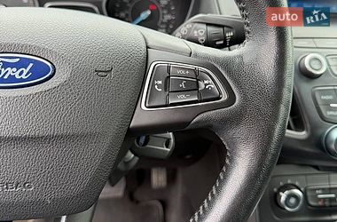 Хэтчбек Ford Focus 2018 в Львове
