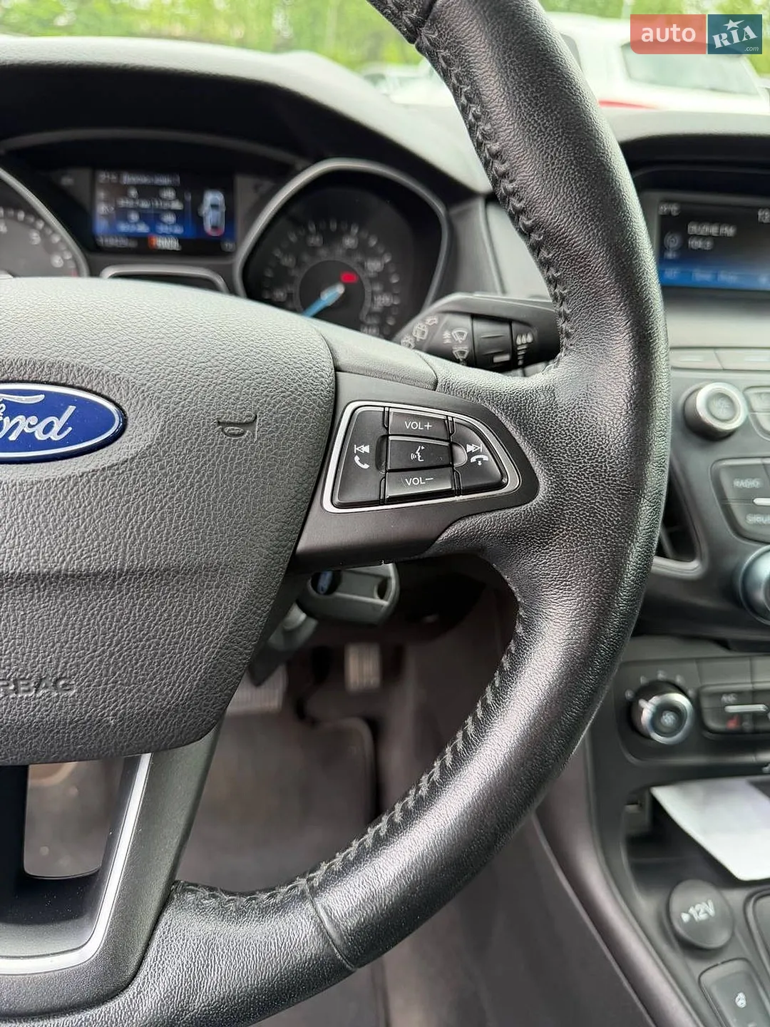 2018 Ford Focus - мініатюра 18