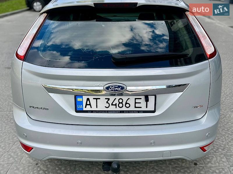 Хетчбек Ford Focus 2008 в Новояворівську
