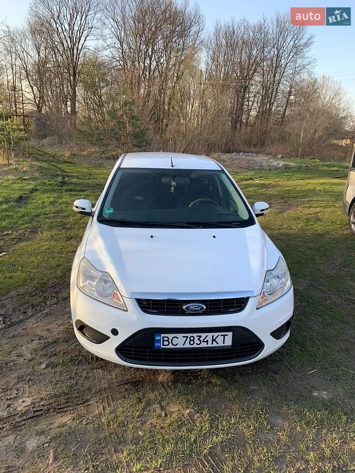 2010 Ford Focus - мініатюра 5