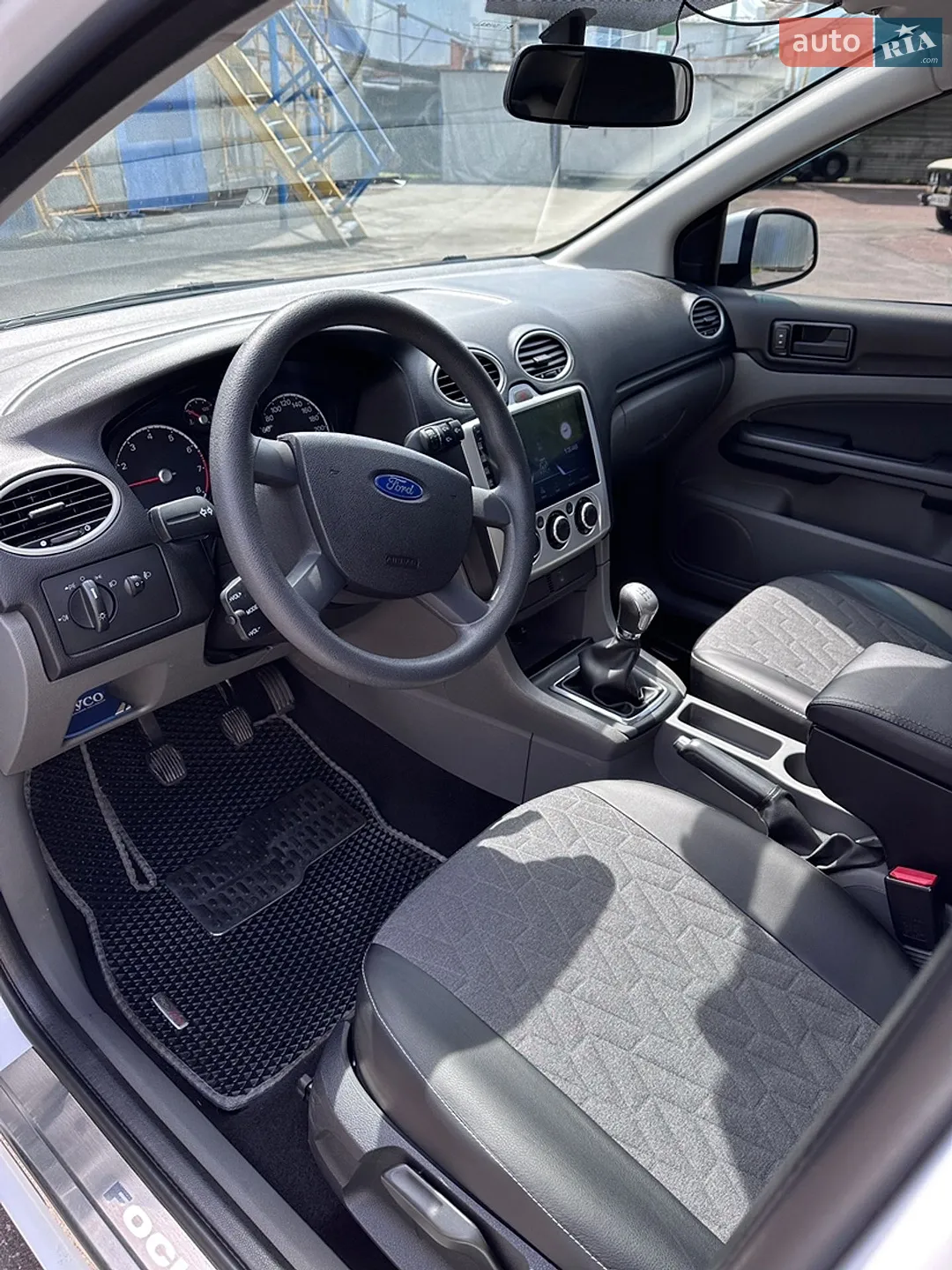 2010 Ford Focus - мініатюра 5