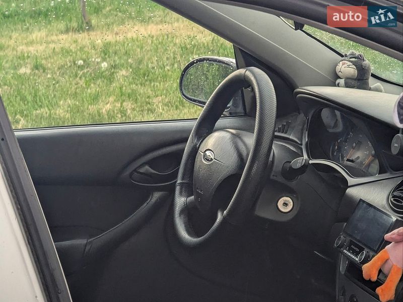 Хэтчбек Ford Focus 2004 в Ивано-Франковске фото 11 Хэтчбек Ford Focus 2004 в Ивано-Франковске