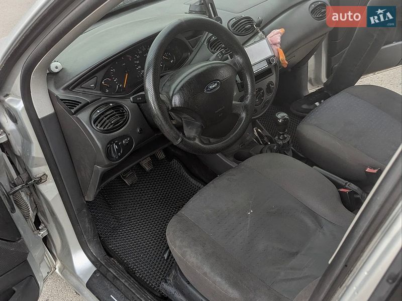 Хэтчбек Ford Focus 2004 в Ивано-Франковске фото 15 Хэтчбек Ford Focus 2004 в Ивано-Франковске