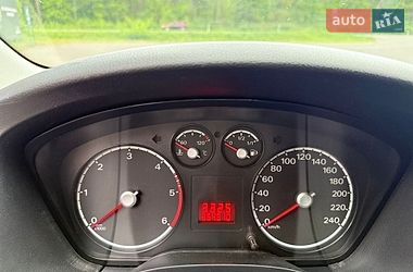 Универсал Ford Focus 2010 в Великих Мостах