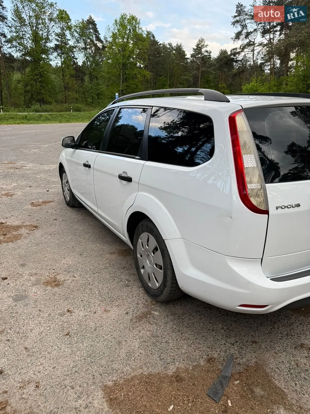 2010 Ford Focus - мініатюра 8
