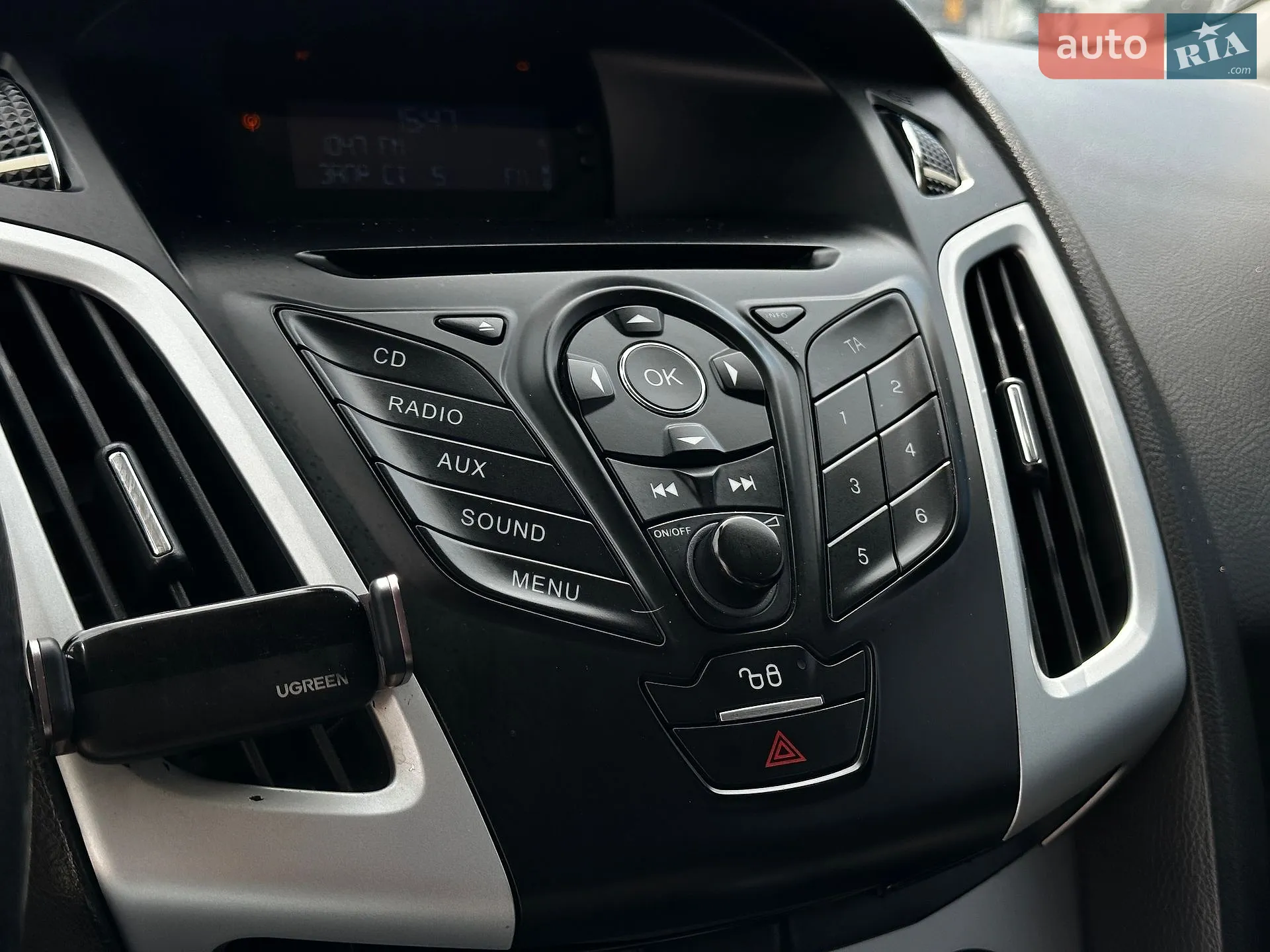 2011 Ford Focus - мініатюра 25