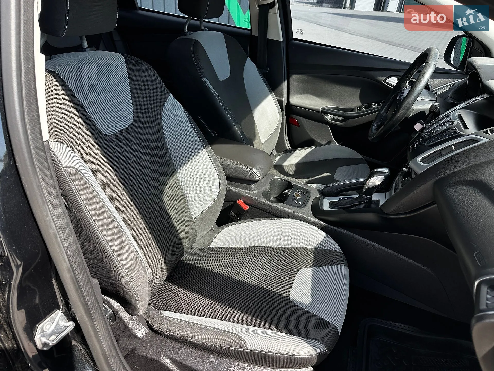 2011 Ford Focus - мініатюра 35
