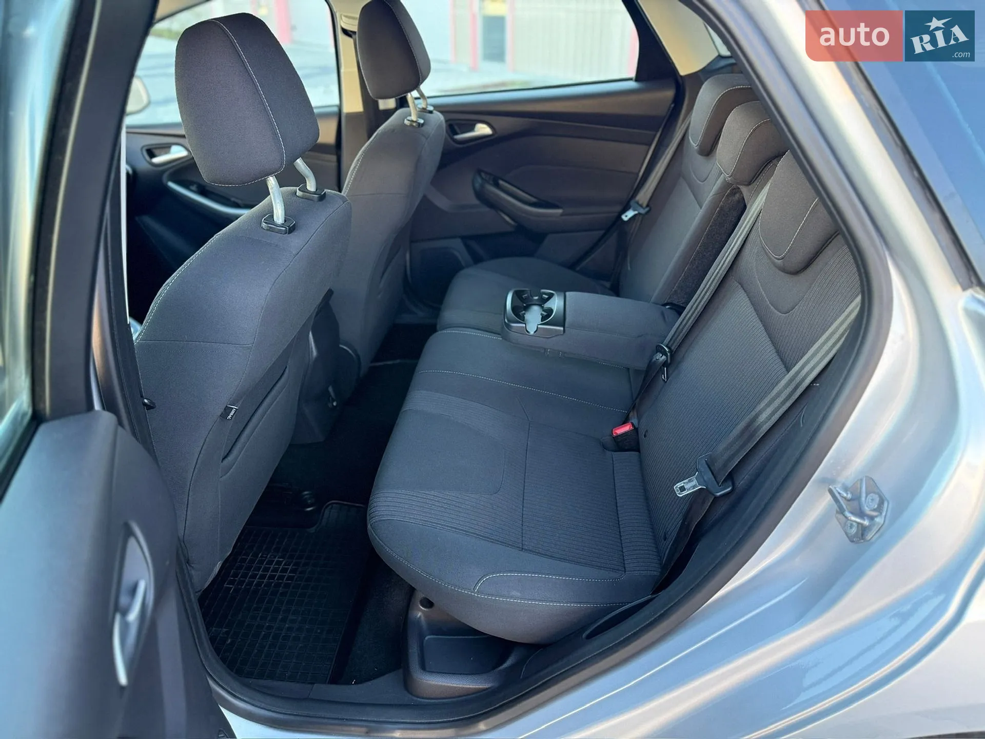 2012 Ford Focus - мініатюра 18