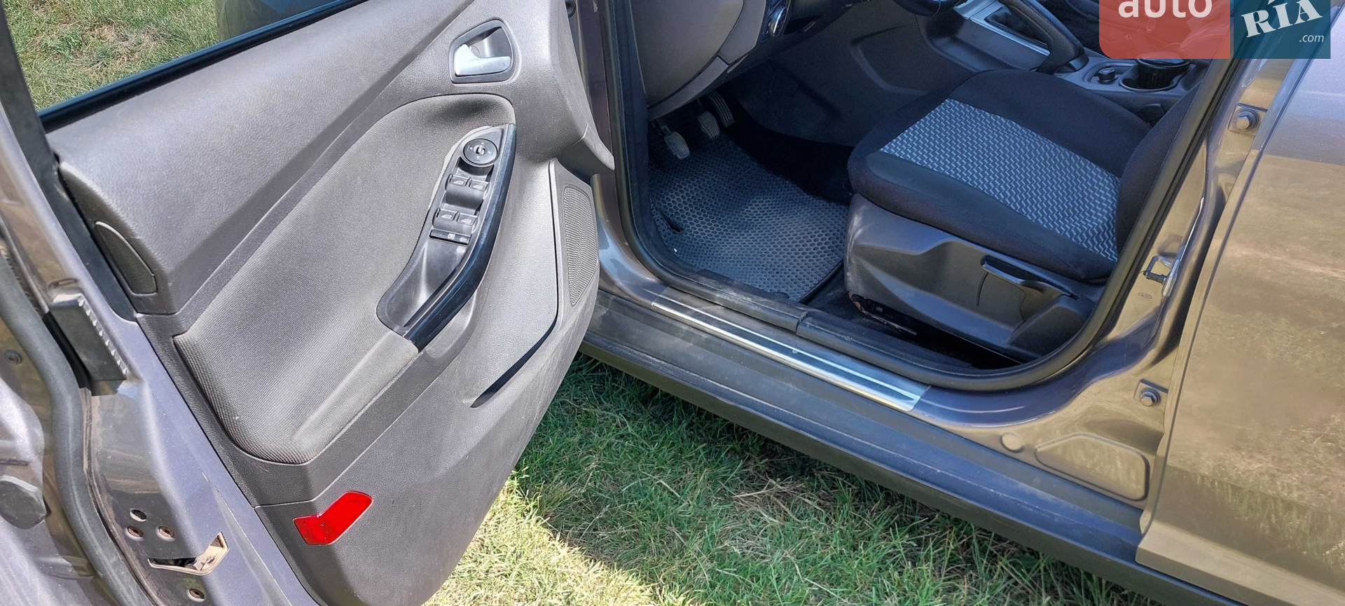 2012 Ford Focus - мініатюра 6
