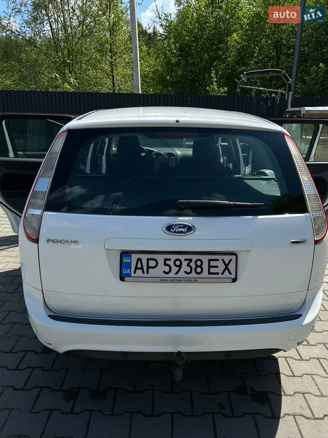 2010 Ford Focus - мініатюра 8