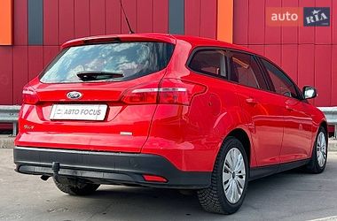 Универсал Ford Focus 2016 в Киеве фото 8 Универсал Ford Focus 2016 в Киеве
