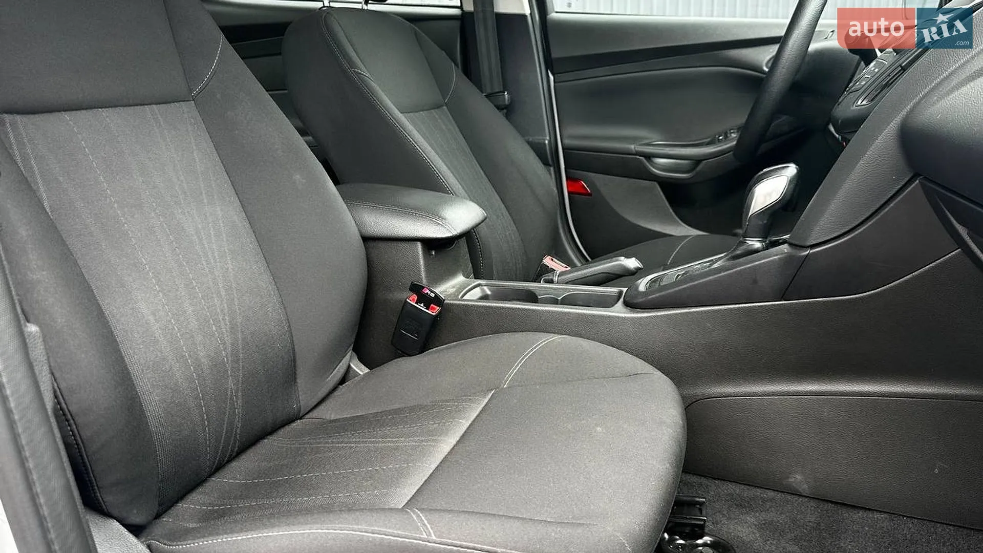 2016 Ford Focus - мініатюра 13