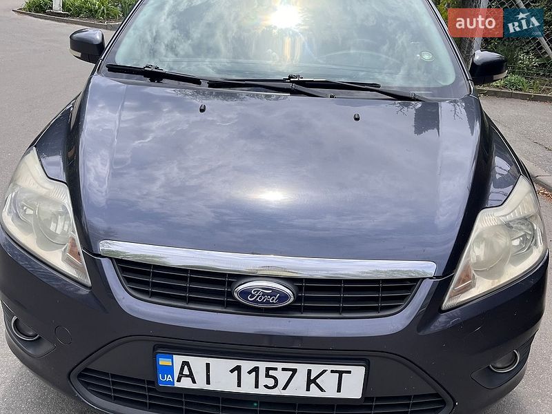 Хэтчбек Ford Focus 2010 в Василькове
