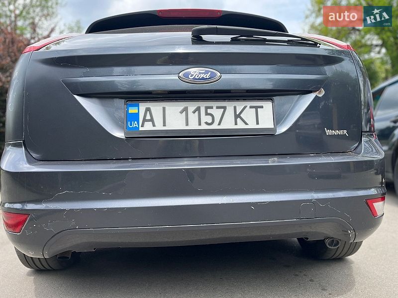 Хэтчбек Ford Focus 2010 в Василькове