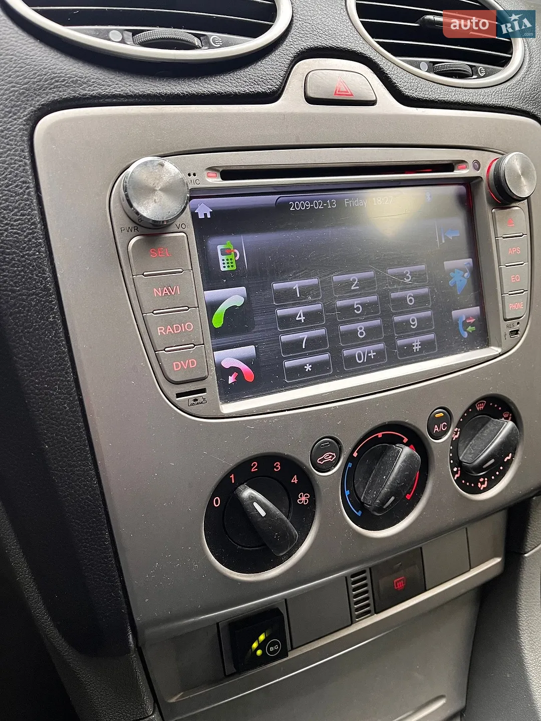 2010 Ford Focus - мініатюра 22