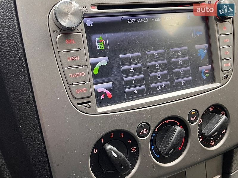 Хэтчбек Ford Focus 2010 в Василькове