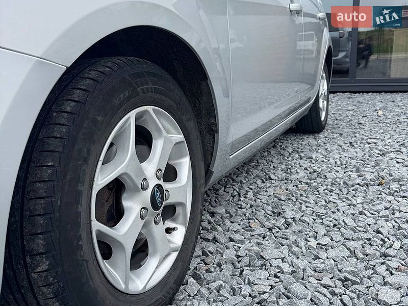 Универсал Ford Focus 2008 в Мостиске