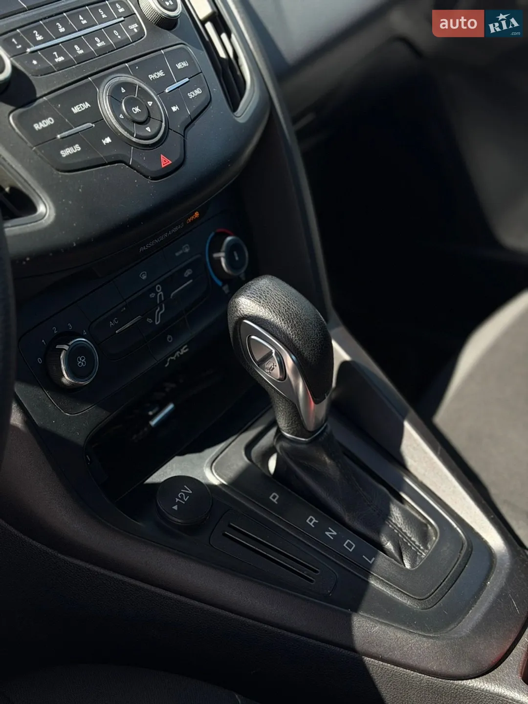 2018 Ford Focus - мініатюра 16