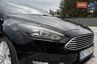 Седан Ford Focus 2017 в Львові