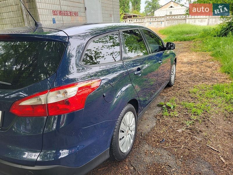 Універсал Ford Focus 2012 в Жовтих Водах