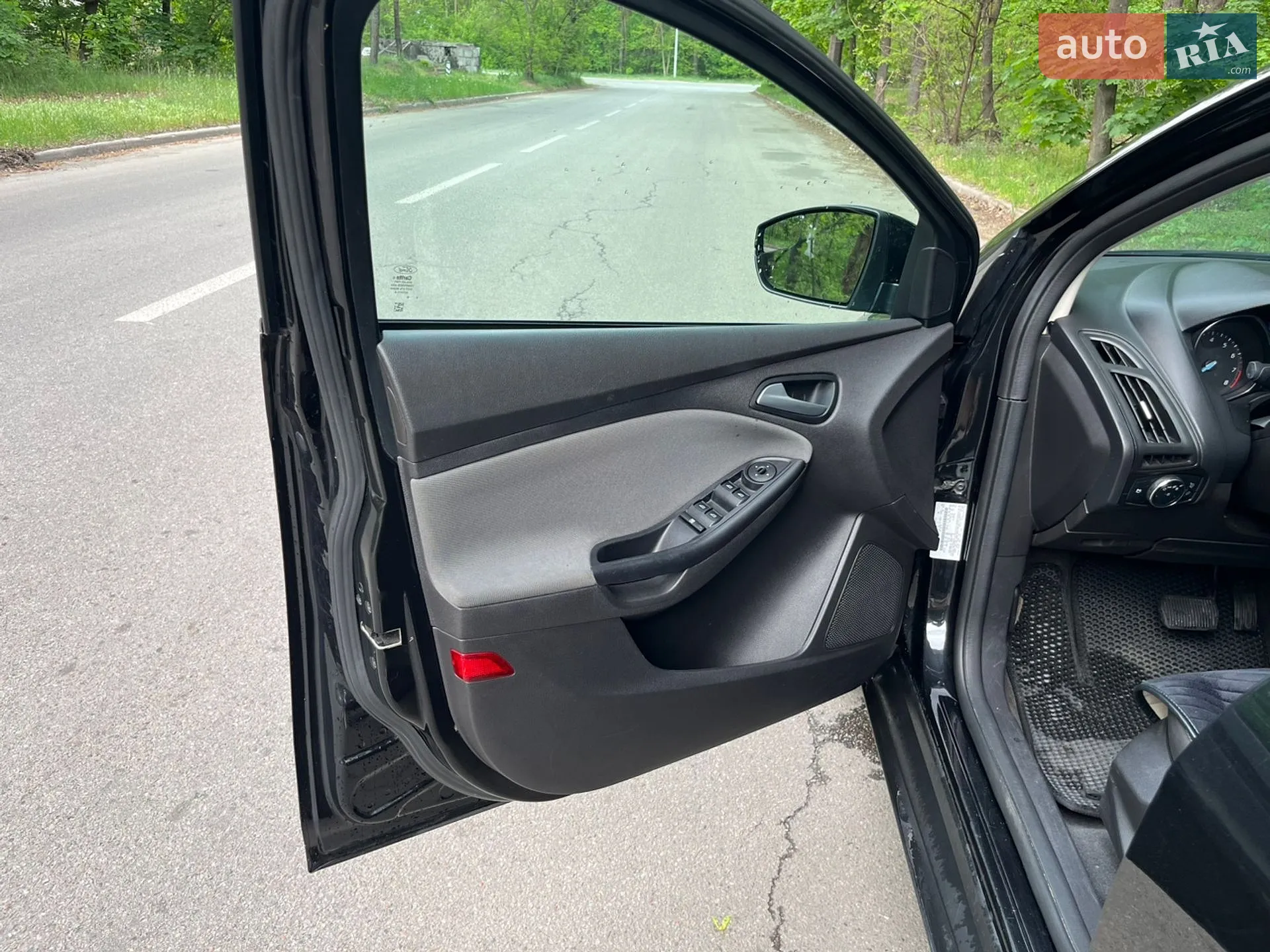 2013 Ford Focus - мініатюра 13