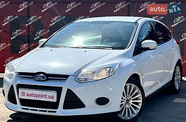 Хэтчбек Ford Focus 2013 в Сумах