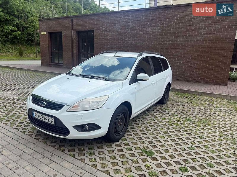 Универсал Ford Focus 2009 в Сваляве