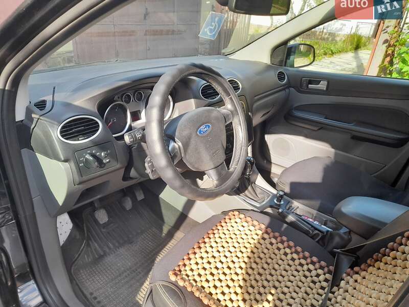 Універсал Ford Focus 2010 в Львові фото 3 Універсал Ford Focus 2010 в Львові