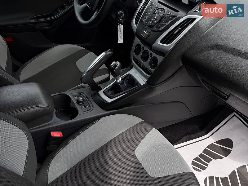 Универсал Ford Focus 2012 в Чернигове