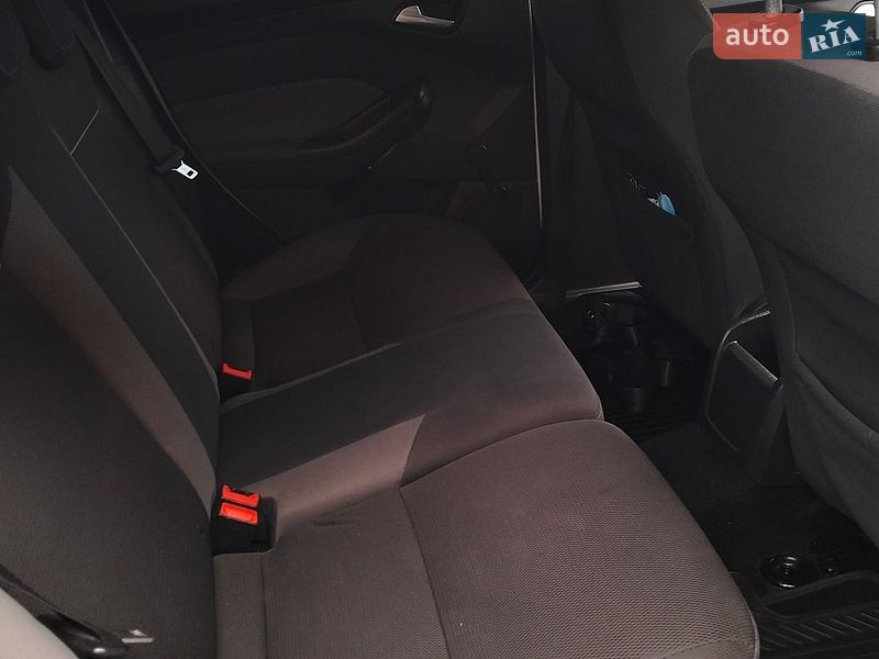 Хэтчбек Ford Focus 2014 в Львове фото 7 Хэтчбек Ford Focus 2014 в Львове