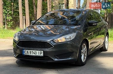 Седан Ford Focus 2015 в Черкасах