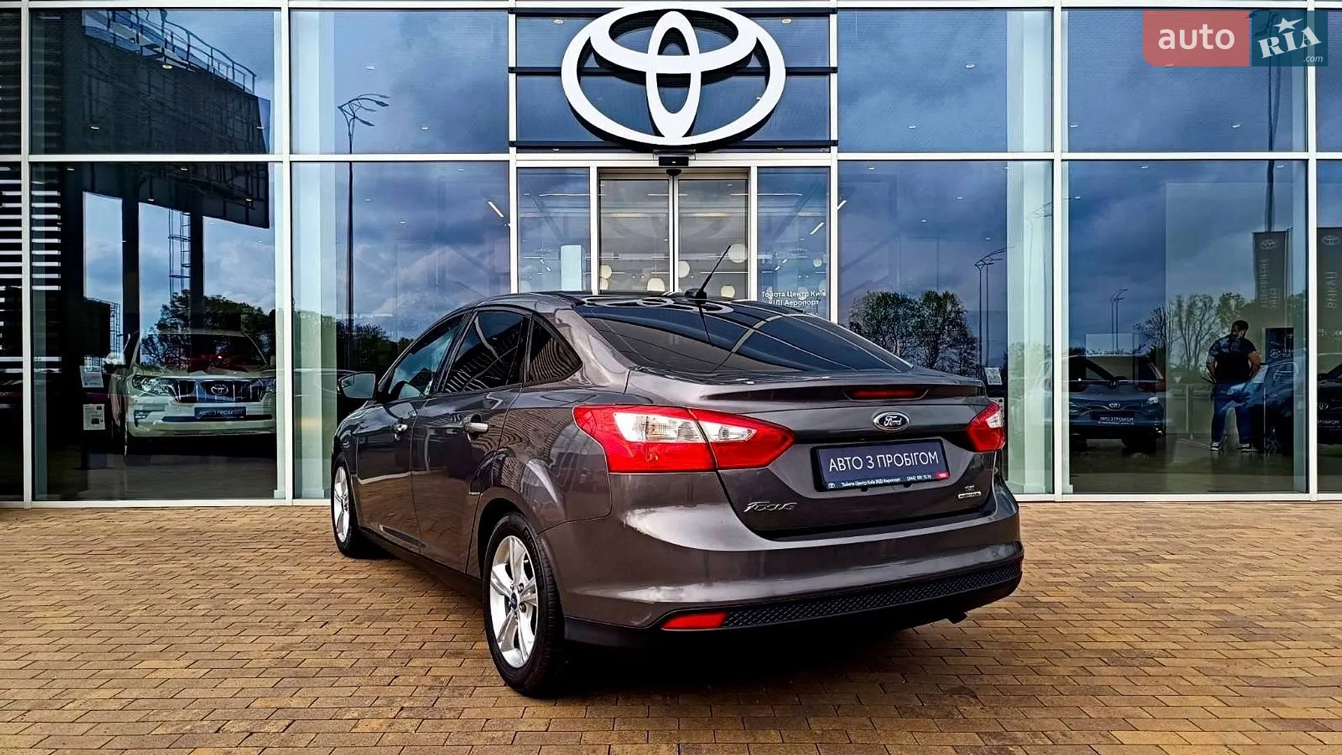 2013 Ford Focus - мініатюра 2