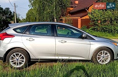 Хэтчбек Ford Focus 2017 в Киеве