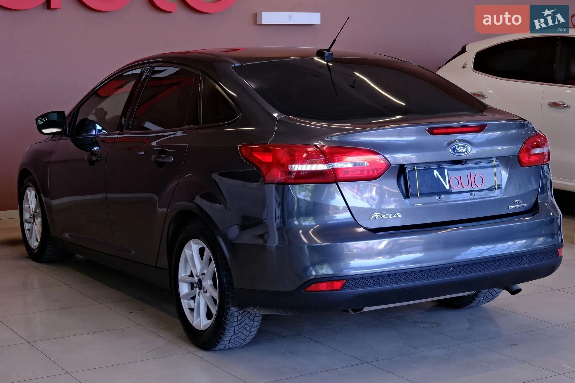 2016 Ford Focus - мініатюра 14