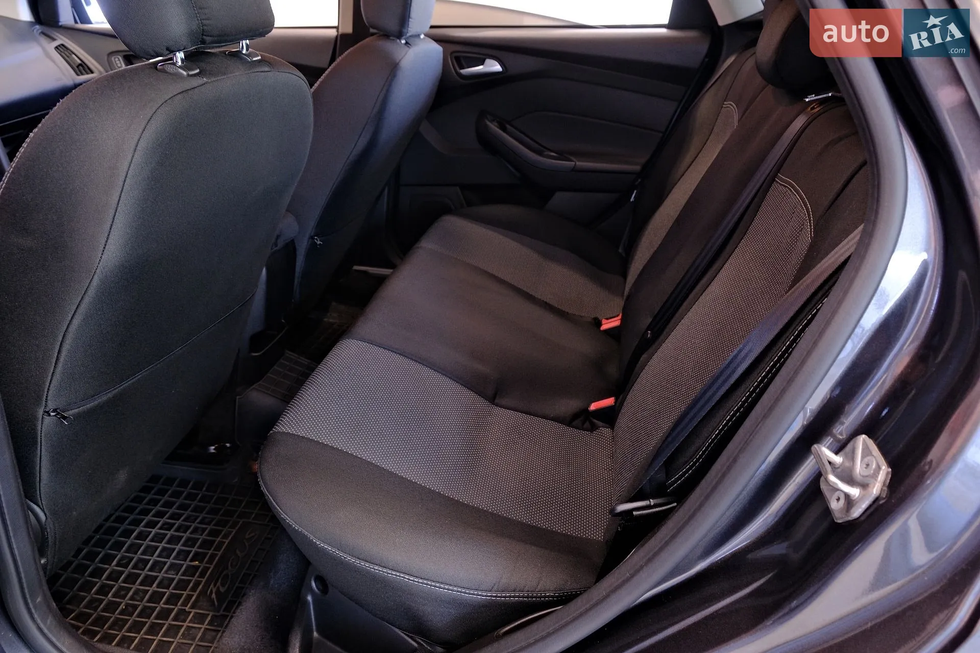 2016 Ford Focus - мініатюра 27
