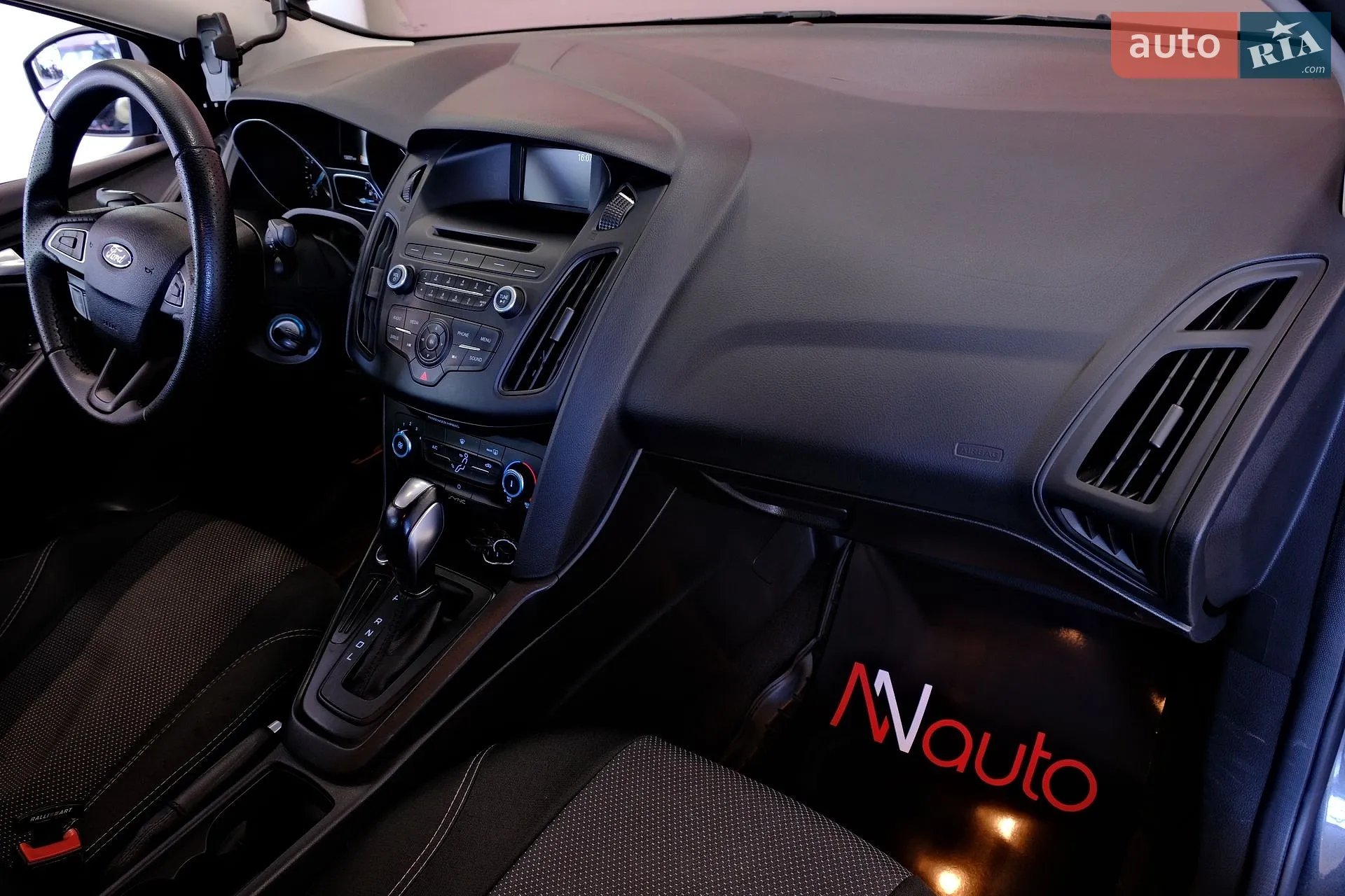 2016 Ford Focus - мініатюра 32