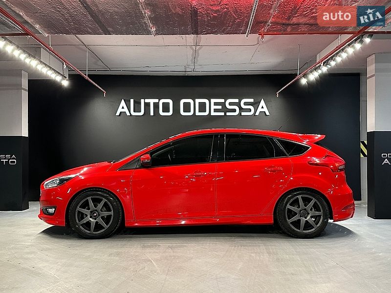 Хэтчбек Ford Focus 2017 в Одессе