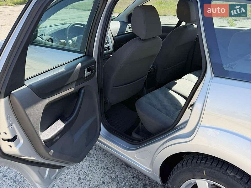 Універсал Ford Focus 2007 в Подільську