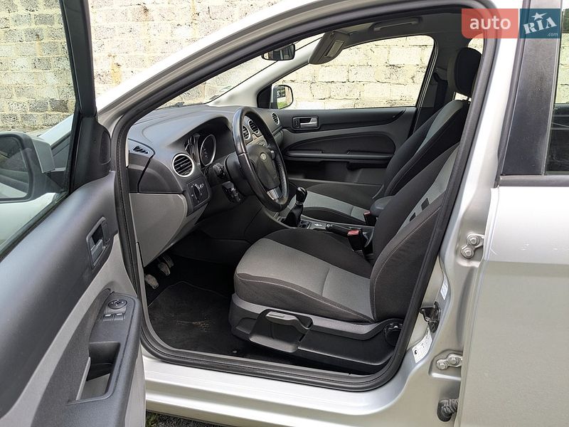 Универсал Ford Focus 2009 в Звягеле фото 19 Универсал Ford Focus 2009 в Звягеле