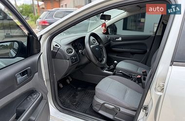 Универсал Ford Focus 2005 в Новом Буге фото 11 Универсал Ford Focus 2005 в Новом Буге
