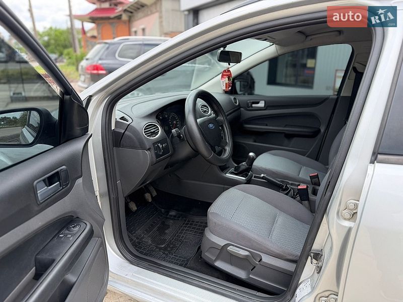 Универсал Ford Focus 2005 в Новом Буге фото 11 Универсал Ford Focus 2005 в Новом Буге