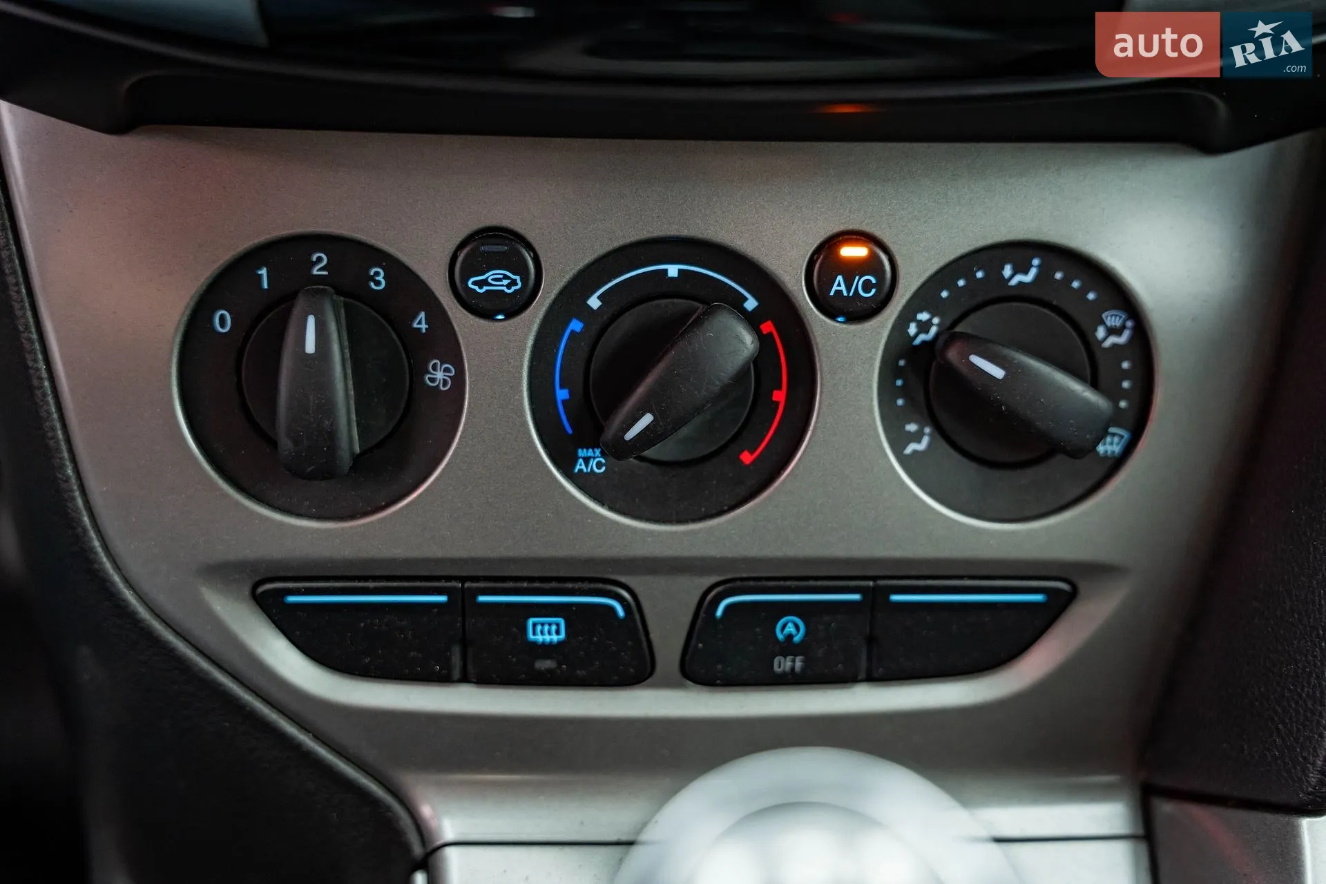 2013 Ford Focus - мініатюра 18