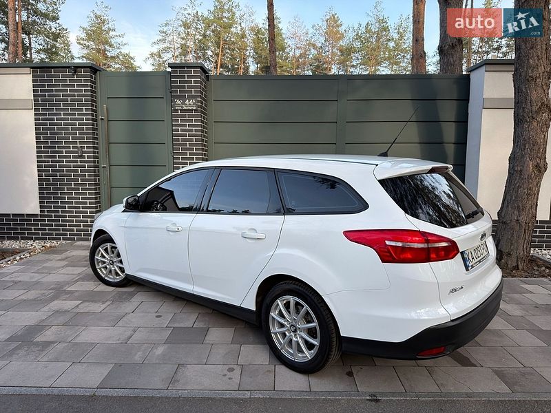 Универсал Ford Focus 2016 в Новомосковске фото 3 Универсал Ford Focus 2016 в Новомосковске