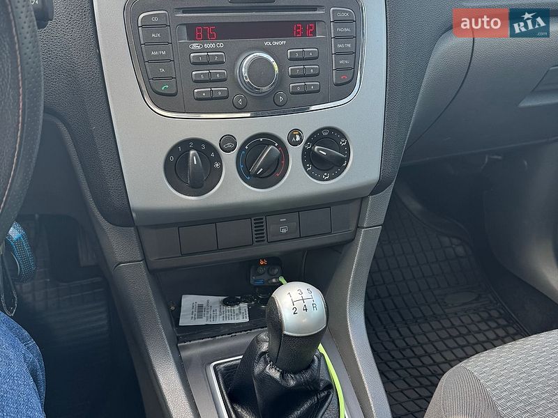 Седан Ford Focus 2007 в Ужгороде