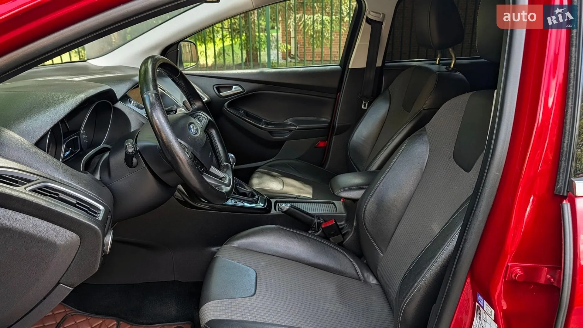 2015 Ford Focus - мініатюра 28