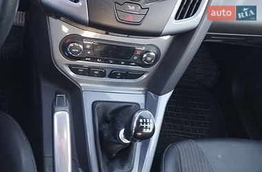 Хетчбек Ford Focus 2011 в Кадубівцях