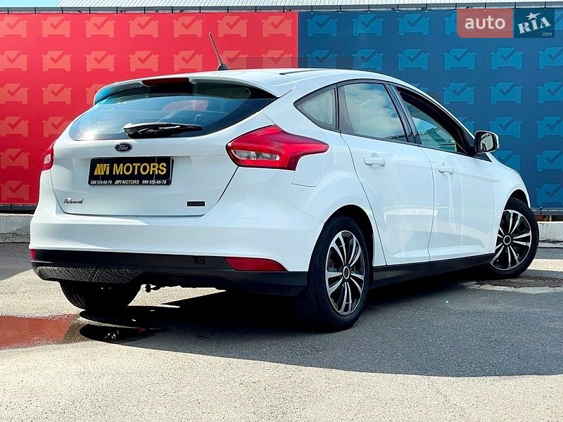 Хэтчбек Ford Focus 2017 в Киеве