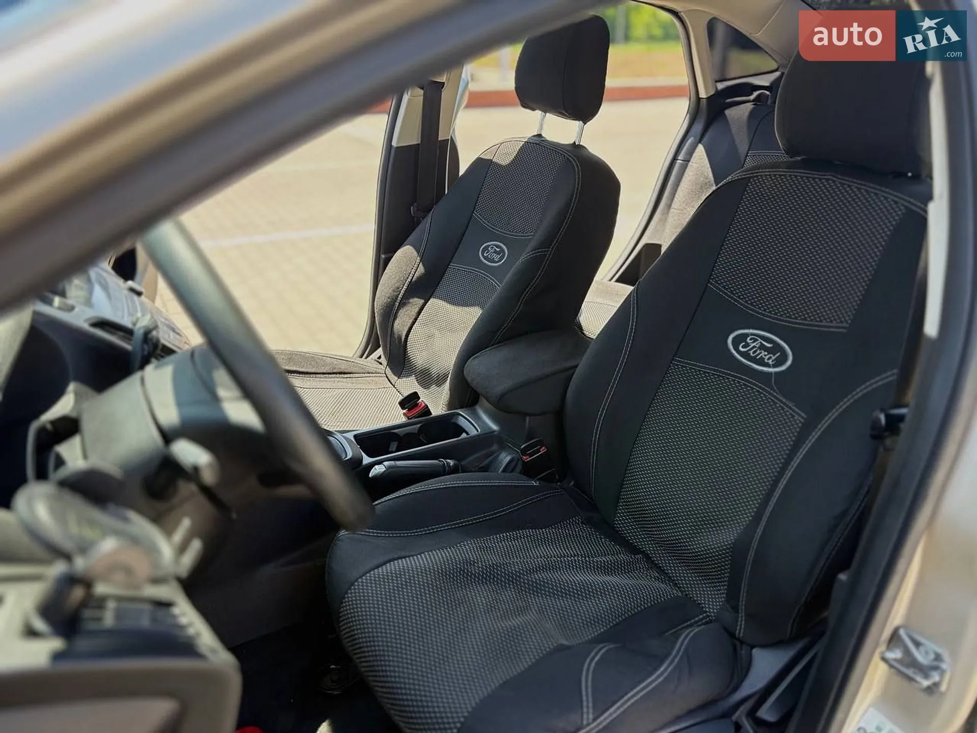2017 Ford Focus - мініатюра 14