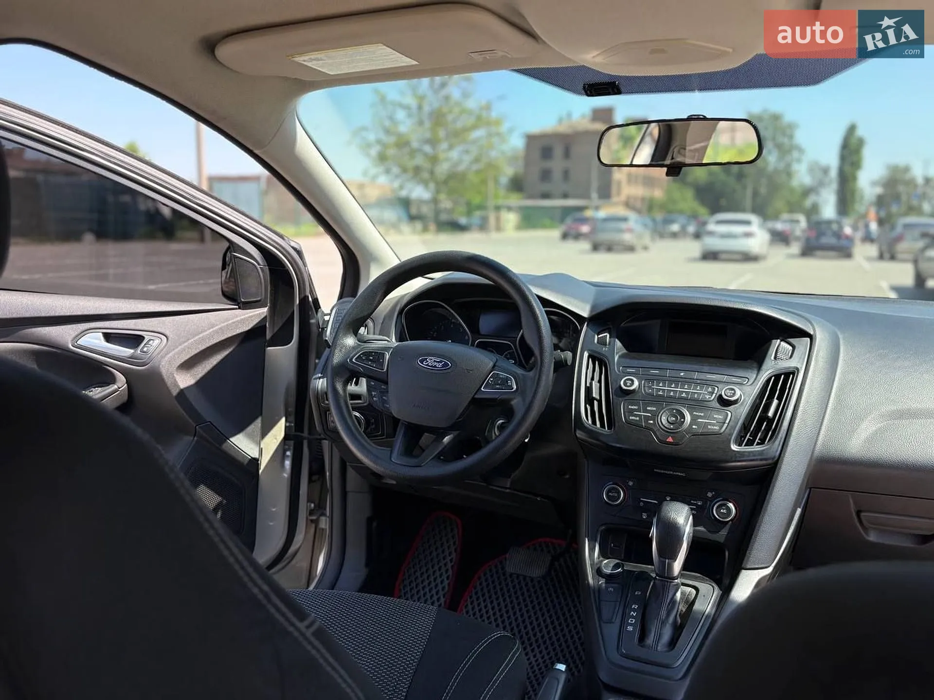 2017 Ford Focus - мініатюра 17